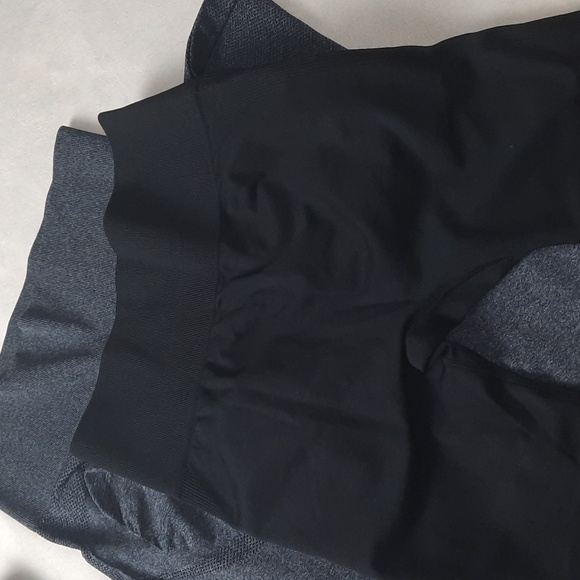 Bundle of 2 SHEIN Leggings buttscrunch - Picture 5 of 8